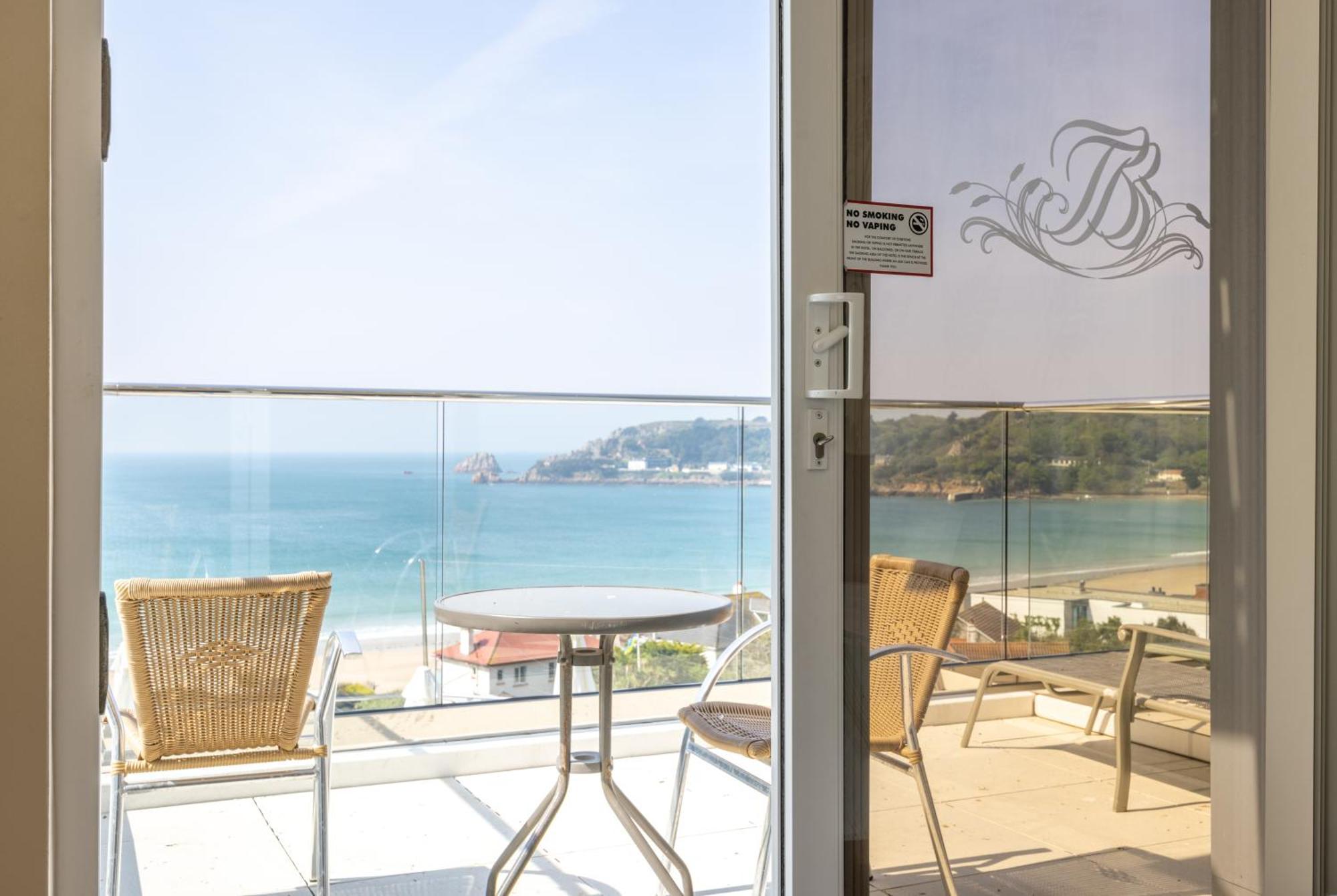 Biarritz Hotel St Brelade Εξωτερικό φωτογραφία