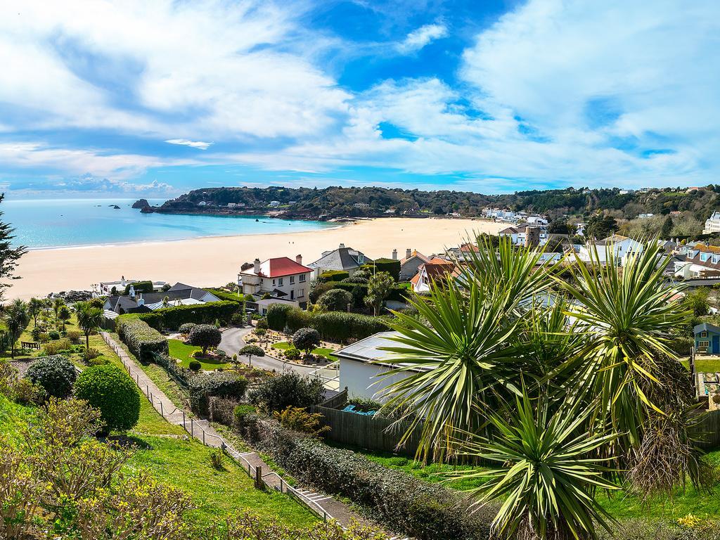 Biarritz Hotel St Brelade Εξωτερικό φωτογραφία