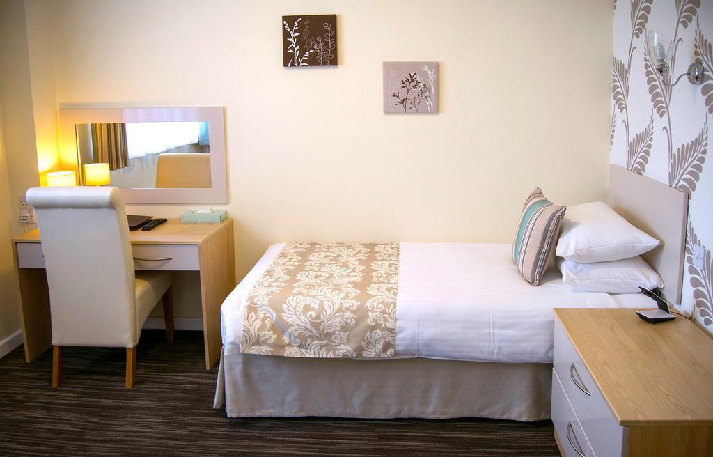 Biarritz Hotel St Brelade Εξωτερικό φωτογραφία
